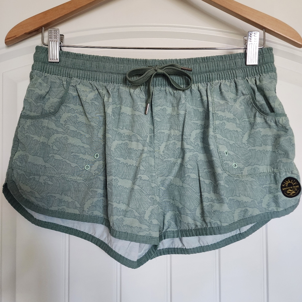 UNITED BY BLUE Scallop Green Board Shorts Small